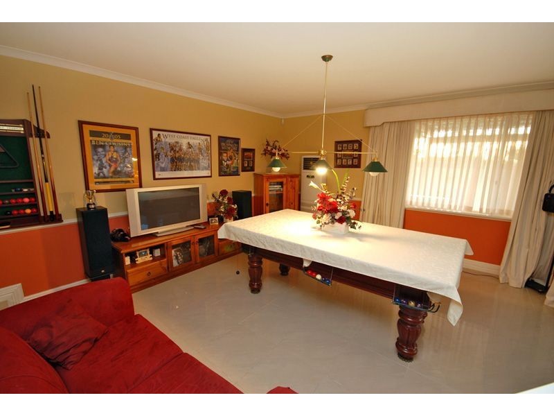 4 Bainbridge Mews, Currambine WA 6028