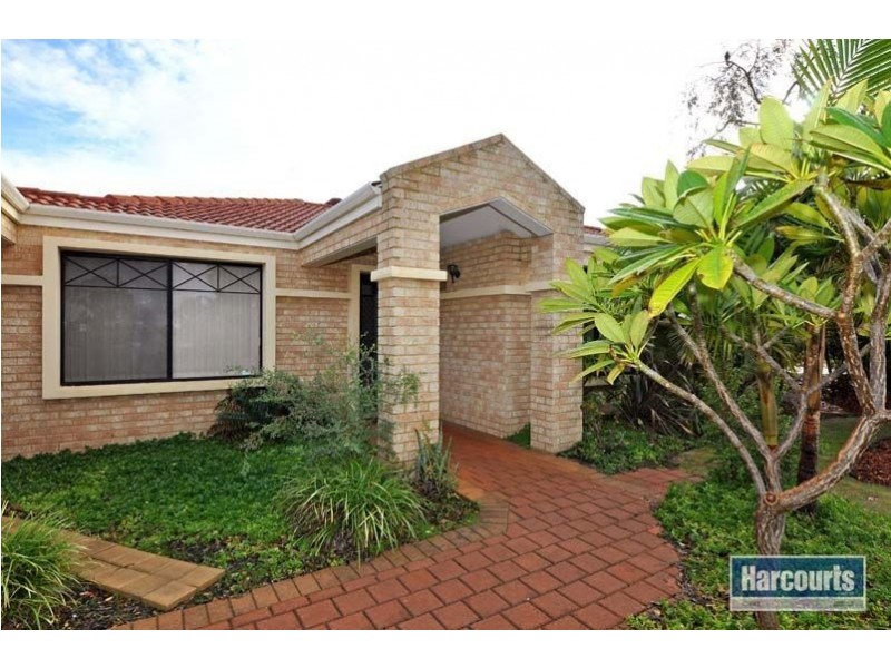 21 Glenfine Way, Carramar WA 6031