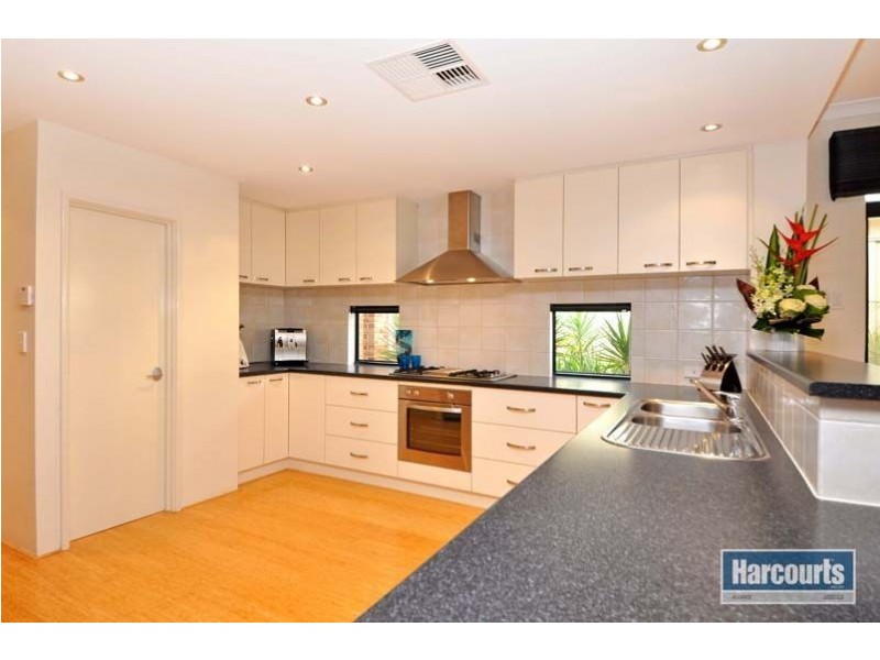 28 Zeus Avenue, Madeley WA 6065