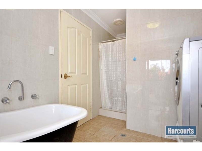 7 Garrow Court, Kingsley WA 6026