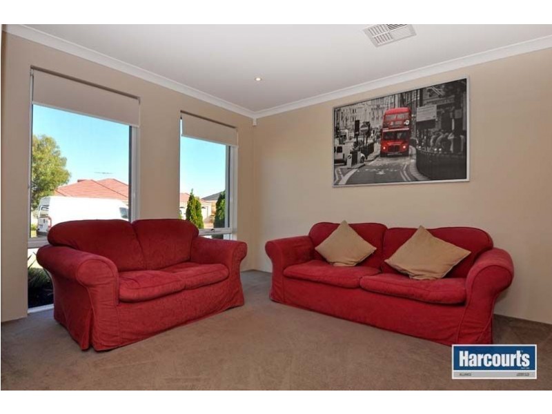 42 Cherokee Green, Clarkson WA 6030