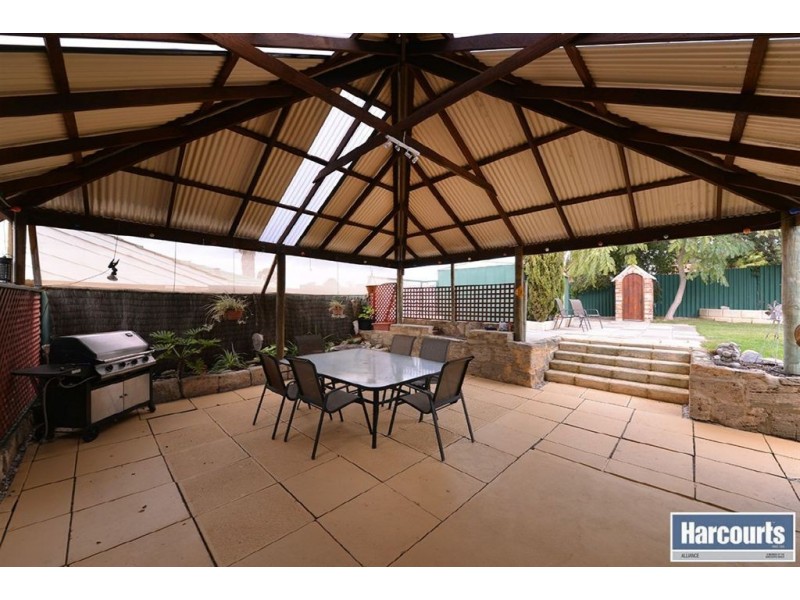 125 Warrandyte Drive, Craigie WA 6025