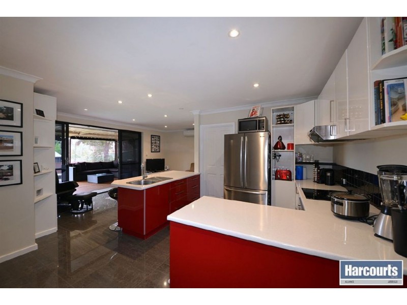 31 Barradine Way, Craigie WA 6025