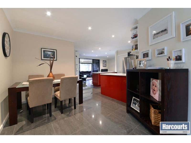 31 Barradine Way, Craigie WA 6025