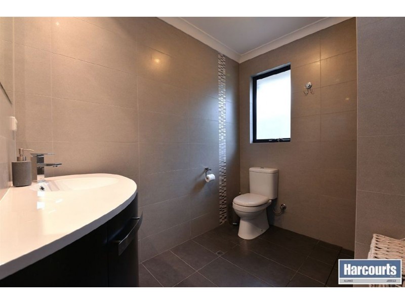 31 Barradine Way, Craigie WA 6025