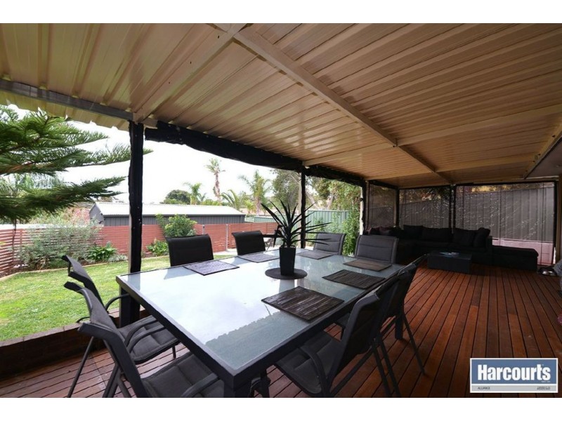 31 Barradine Way, Craigie WA 6025