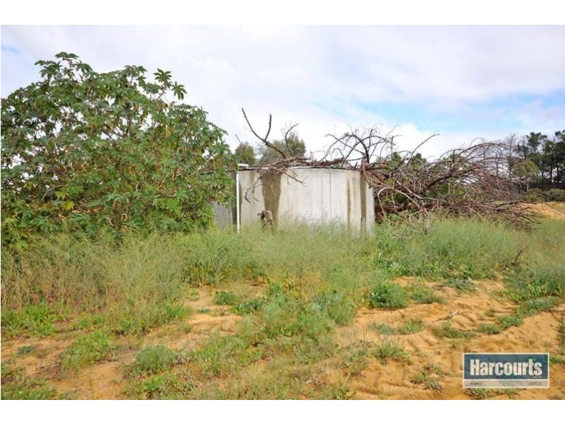 292 Carabooda Road, Carabooda WA 6033