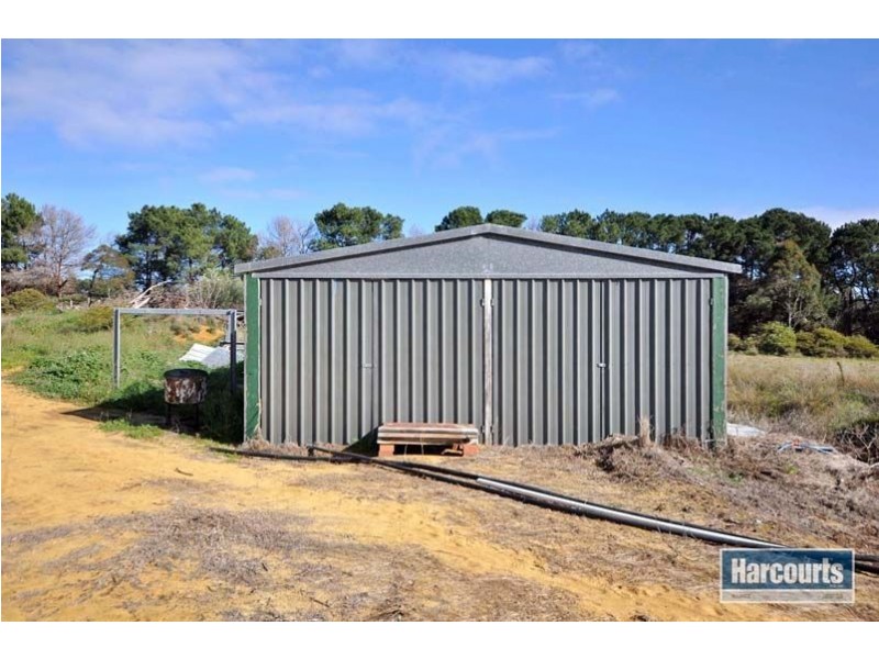 292 Carabooda Road, Carabooda WA 6033