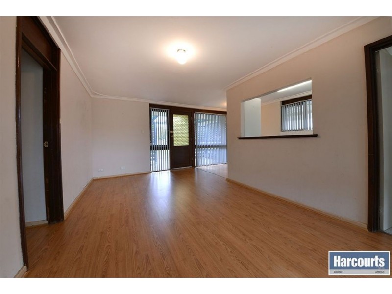 28 Camberwarra Drive, Craigie WA 6025