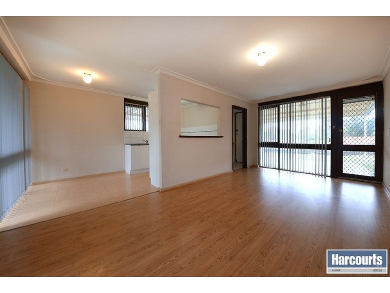 28 Camberwarra Drive, Craigie WA 6025