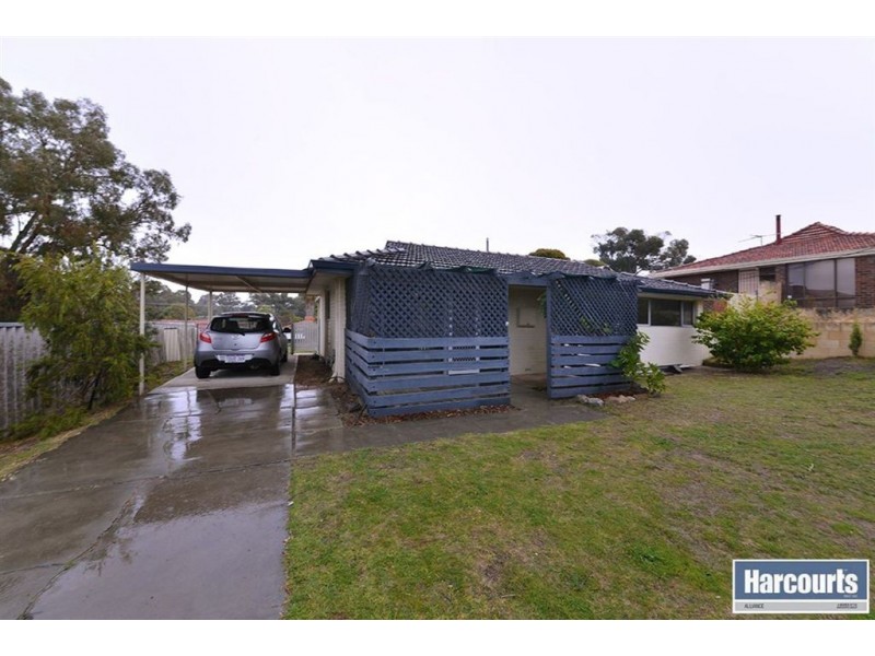 28 Camberwarra Drive, Craigie WA 6025