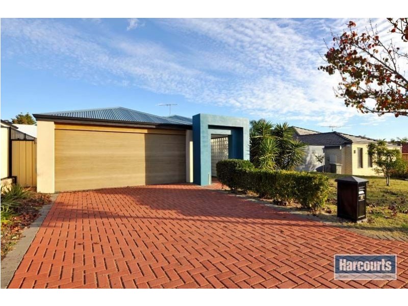 23 Hollins Bend, Madeley WA 6065