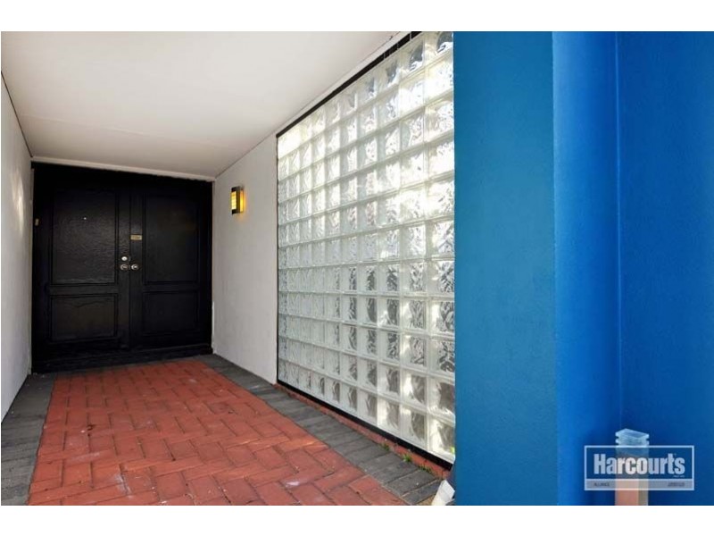 23 Hollins Bend, Madeley WA 6065