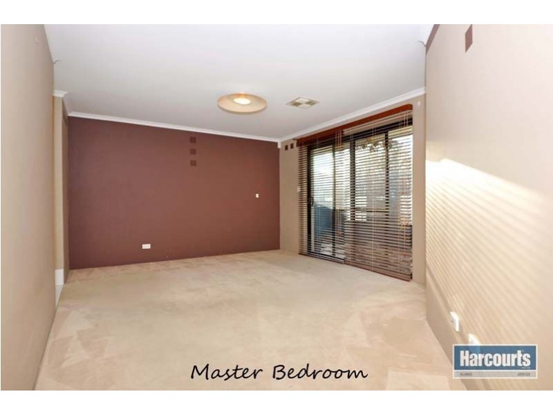 23 Hollins Bend, Madeley WA 6065