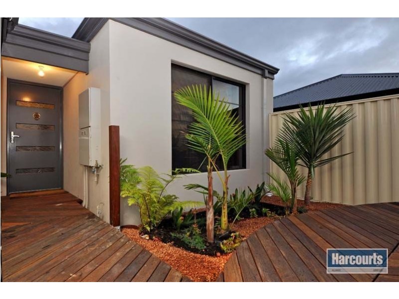 96 Bethwyn Circuit, Madeley WA 6065