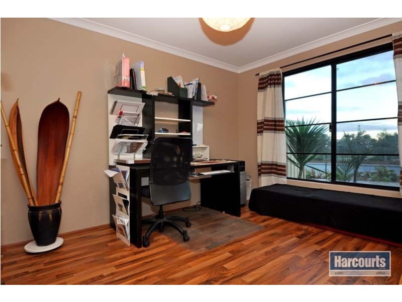 96 Bethwyn Circuit, Madeley WA 6065