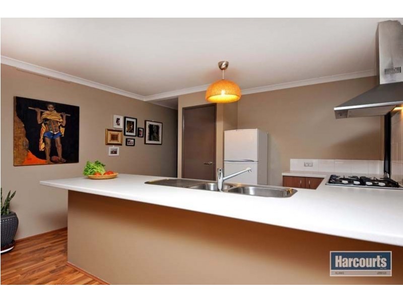 96 Bethwyn Circuit, Madeley WA 6065