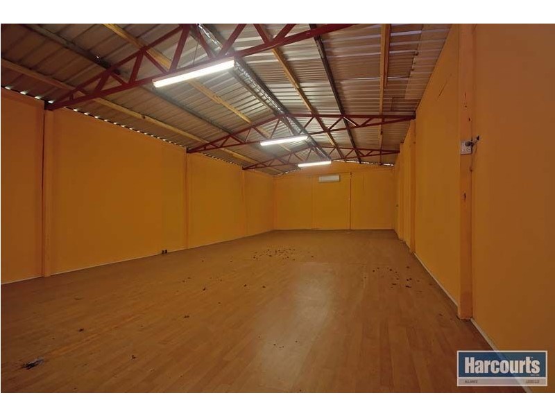 96 Ross Street, Gnangara WA 6077