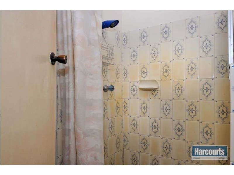 166 Pinjar Road, Mariginiup WA 6065