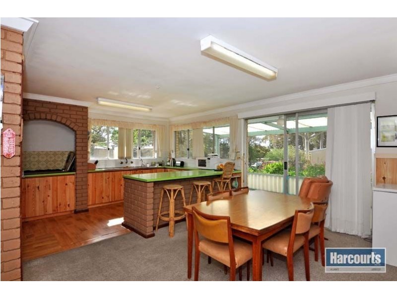 166 Pinjar Road, Mariginiup WA 6065