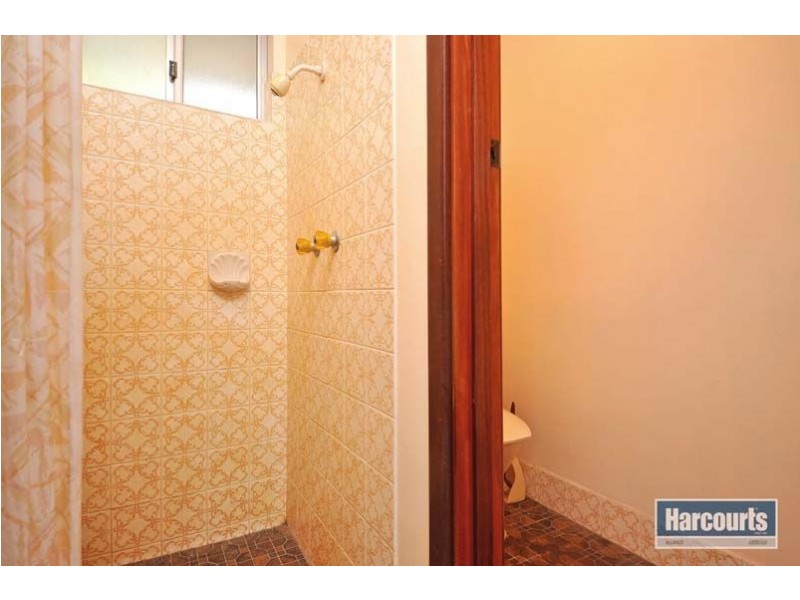 166 Pinjar Road, Mariginiup WA 6065