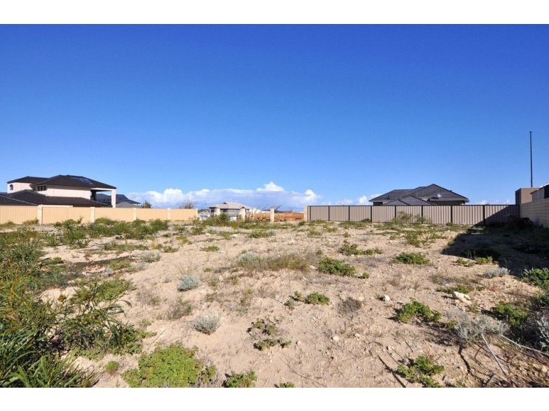 15 Moonraker Road, Jindalee WA 6036