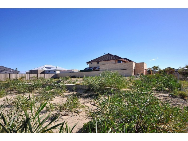 15 Moonraker Road, Jindalee WA 6036