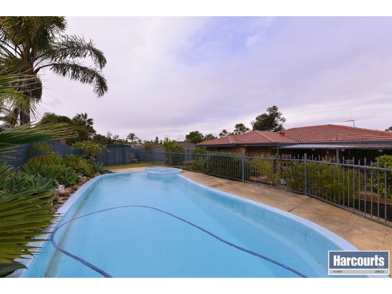 22 Pioneer Drive, Edgewater WA 6027