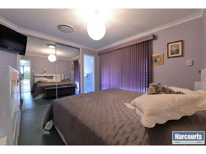 22 Pioneer Drive, Edgewater WA 6027