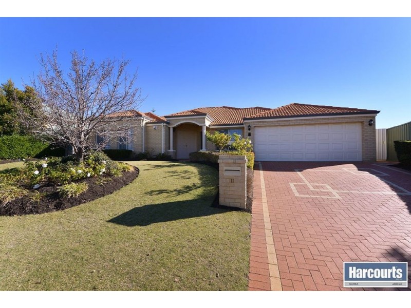 11 St Pierre Circuit, Currambine WA 6028