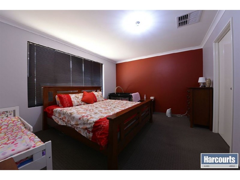 28 Montane Turn, Banksia Grove WA 6031