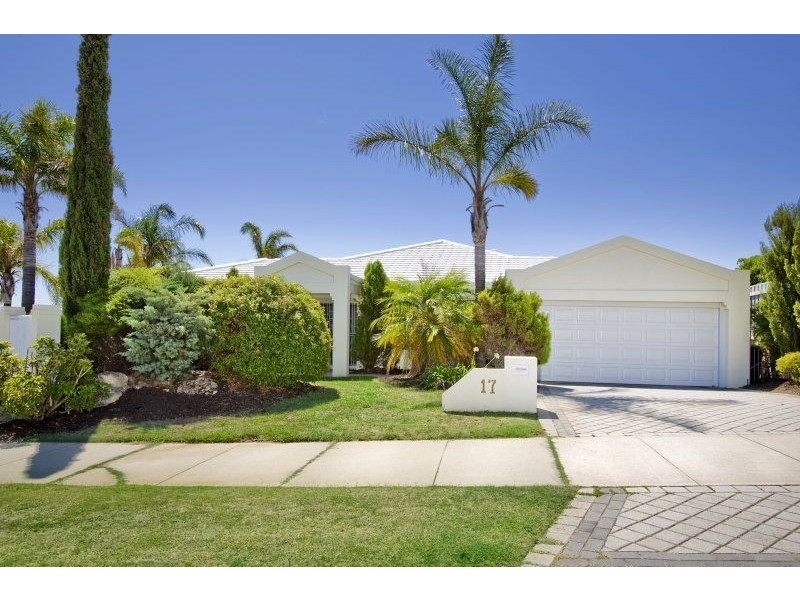 17 Meadowbrook Promenade, Currambine WA 6028