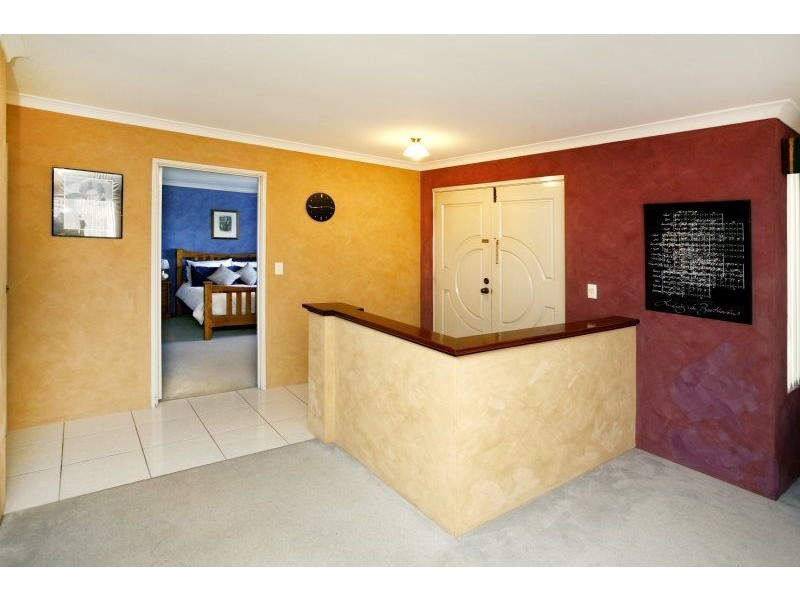 17 Meadowbrook Promenade, Currambine WA 6028