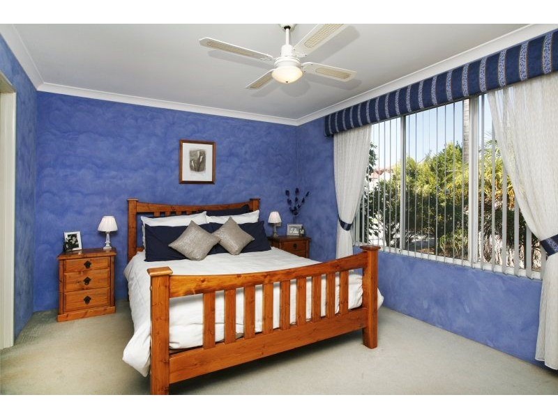 17 Meadowbrook Promenade, Currambine WA 6028