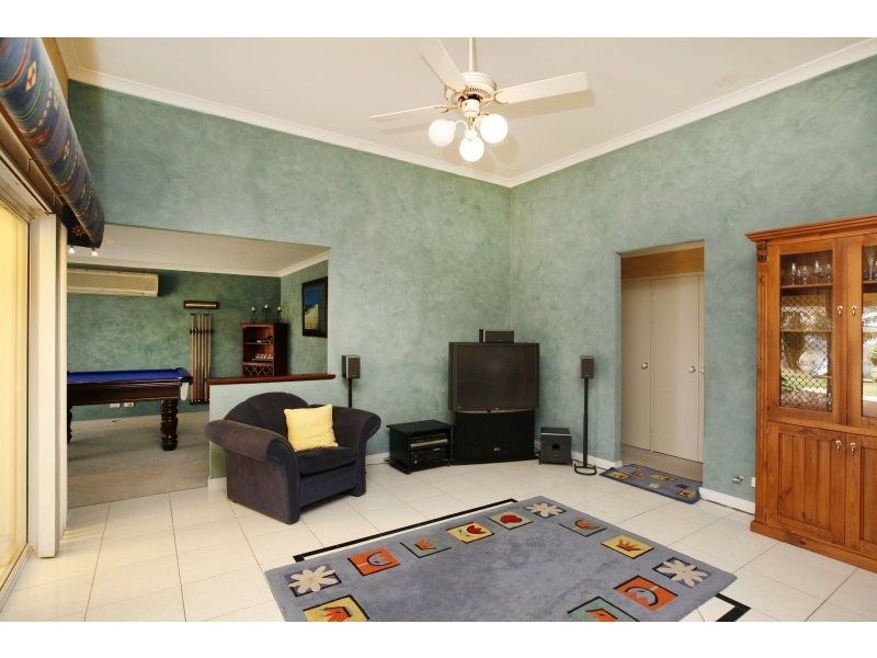 17 Meadowbrook Promenade, Currambine WA 6028