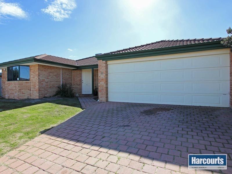 14 Kattamorda Pass, Sinagra WA 6065