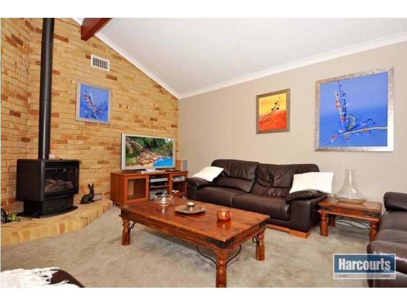 8 Keel Place, Ocean Reef WA 6027