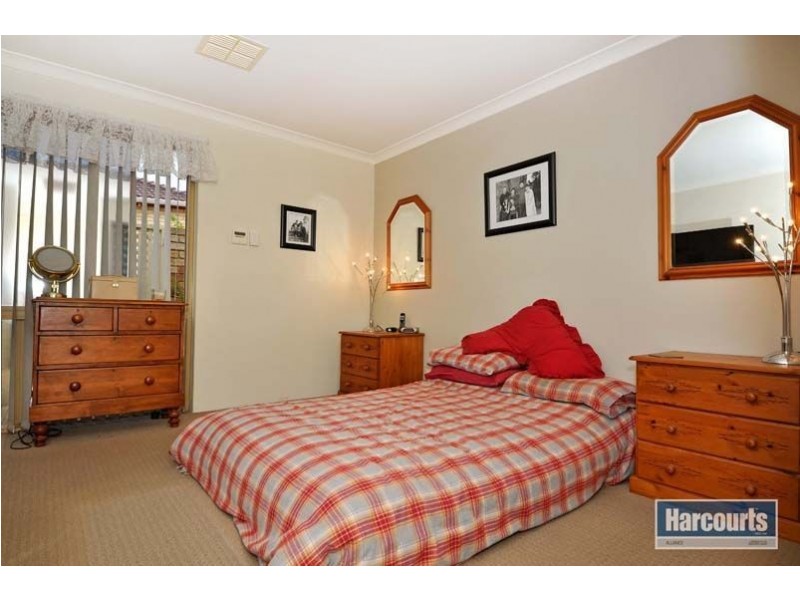 8 Keel Place, Ocean Reef WA 6027