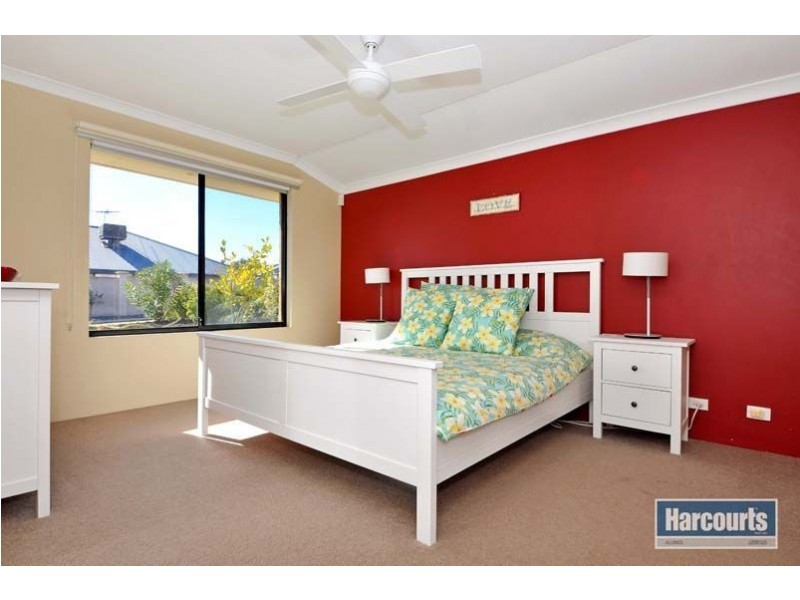 107 Clydebank Crescent, Kinross WA 6028