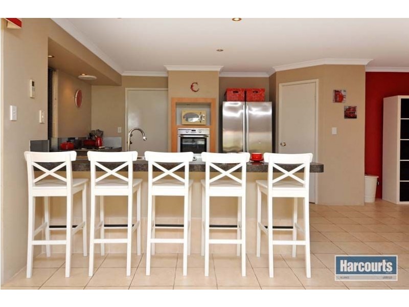 107 Clydebank Crescent, Kinross WA 6028