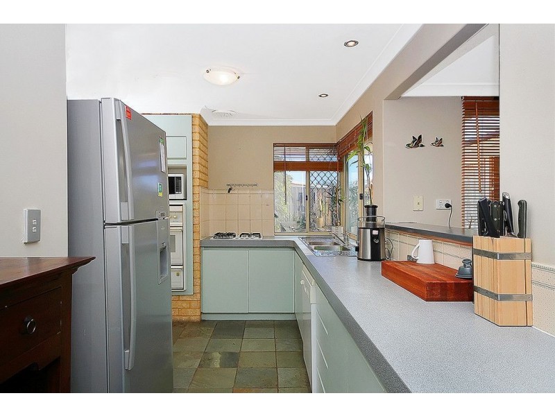 8 Fintry Close, Kinross WA 6028