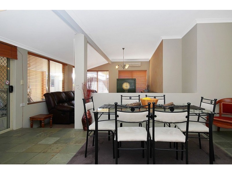 8 Fintry Close, Kinross WA 6028