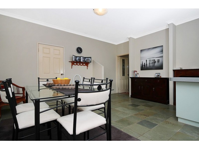 8 Fintry Close, Kinross WA 6028