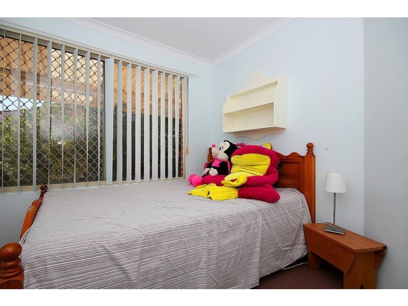 8 Fintry Close, Kinross WA 6028