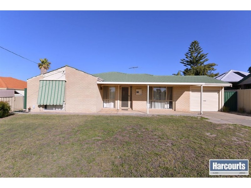123 Warrandyte Drive, Craigie WA 6025