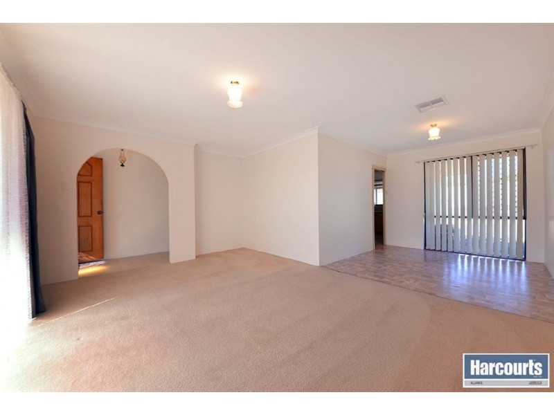 123 Warrandyte Drive, Craigie WA 6025