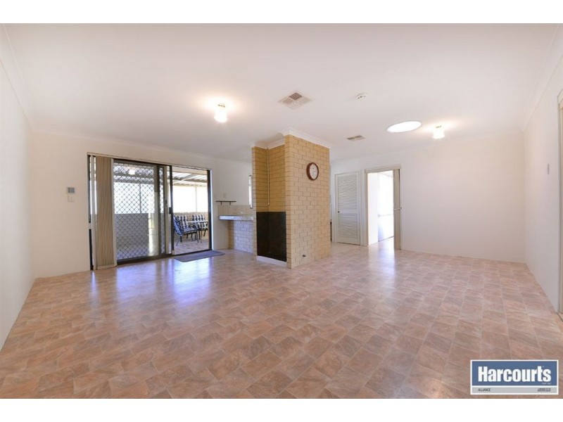 123 Warrandyte Drive, Craigie WA 6025