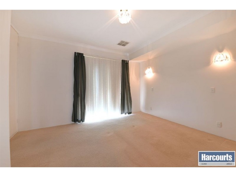 123 Warrandyte Drive, Craigie WA 6025