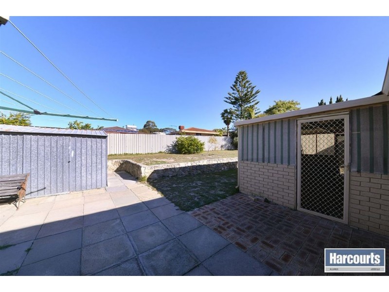 123 Warrandyte Drive, Craigie WA 6025