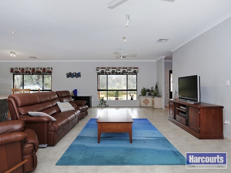 67 Sugar Gum Drive, Chittering WA 6084